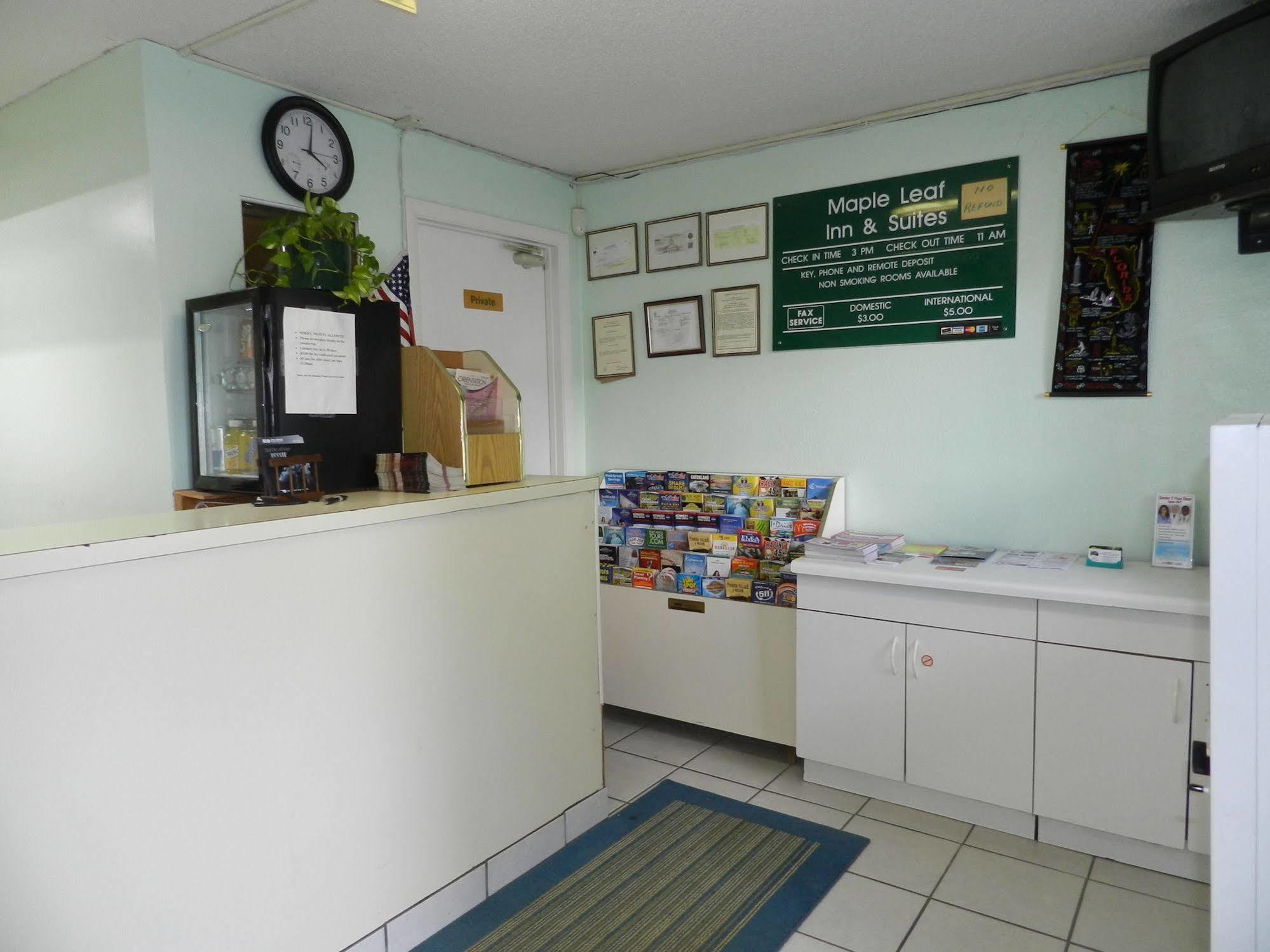 Maple Leaf Inn & Suites Kissimmee Esterno foto